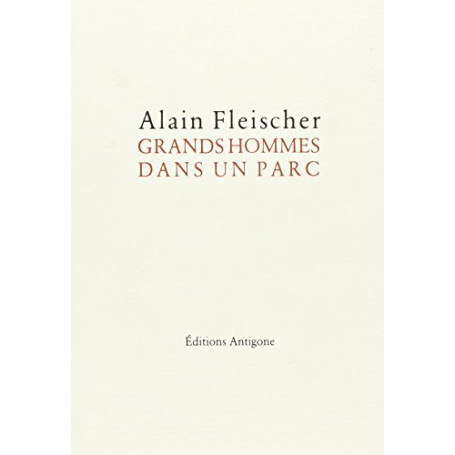 Grands hommes dans un parc