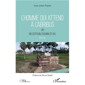 L'homme qui attend à l'abribus