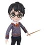 Wizarding World POUPÉE 20 CM HARRY POTTER - Poupée figurine Articulée Harry Potter 20 cm - Avec Baguette Magique et Tenu