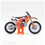 Bburago Maisto France 51070 Moto KTM RedBull - Echelle 1/18 - Modèle Aléatoire B18-51072, Trié