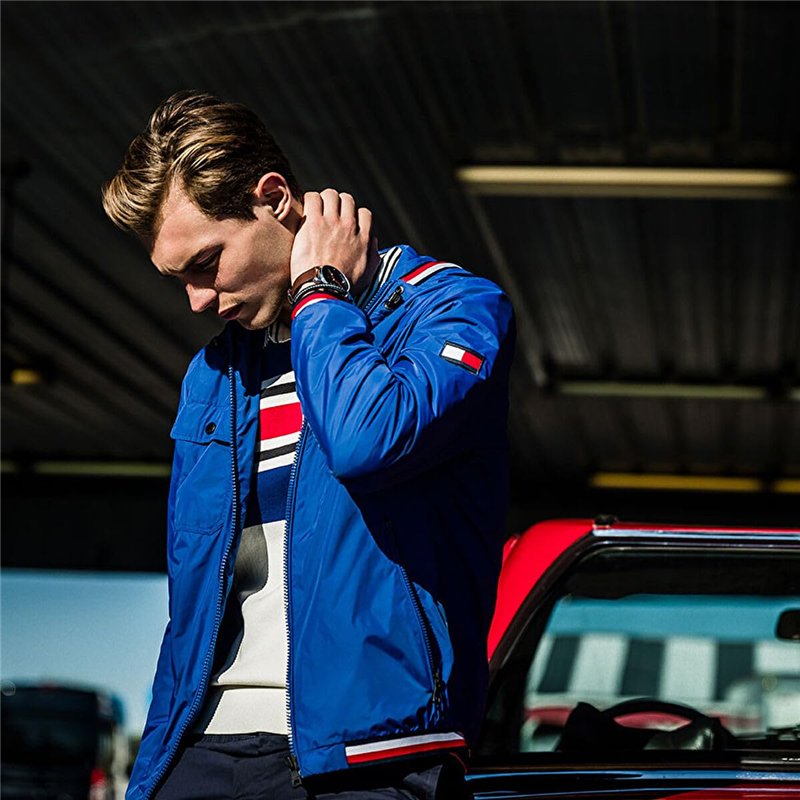 Image secondaire de Tommy Hilfiger Montre Analogue Multifonctionnelle pour Homme - Bracelet en Cuir Marron, Cadran Bleu Marine de 44mm, Mouvement à 