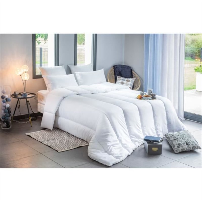 Image secondaire de Couette tempérée anti-acariens - 300 gr/m² - BLANREVE - 260 x 240 cm - Blanc