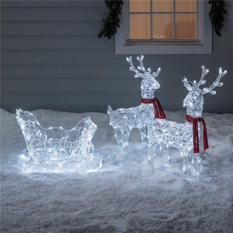Lights4fun Duo de Rennes et Traîneau Lumineux de Noël avec 240 LED Blanc à Piles en Acrylique avec Minuterie Décoration de Noël