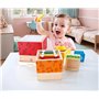 Hape - Boite Musical Gigognes - Jeu de Cubes Sonores à Empiler - Jouet en Bois Musical pour Bébé dès 18 Mois - Cadeau Naissance 