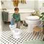 INGENUITY Mini Toilette enfant avec Réducteur de Toilette inclus, Chasse d'eau musicale et rangement lingette intégré blanc