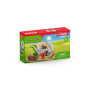 schleich 42610 Farm World Set Éducatif de 11 Pièces Avec Accessoires d’étable - Avec Brouette, Fourche et Plus - Cadeau Jouet 3