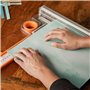 Fiskars Massicot Bypass multi-matériaux en rouleau, 30 cm / A4, Massicot pour matériaux épais comme le vinyle, le cuir, l'agglom