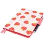 Protège Carnet De Santé Pour Bébé – Motif Fraises – Format A5 15x21 cm – Rabats Pour Ranger Les Ordonnances