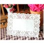JOFONY Lot de 200 napperons en papier rectangle en dentelle blanche pour fête d'anniversaire, mariage, décoration de vaisselle 1