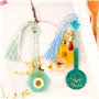 Iriisy Bookmarks Lot de 8 moules en résine en silicone transparent pour loisirs créatifs, marque-pages à la main, avec 10 pompon