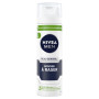 NIVEA MEN Peau Sensible Mousse à Raser (200 ml), crème de rasage enrichie en camomille et en hamamélis, soin rasage 0% alcool po