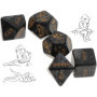 QiKKago Jeu de dés pour activités familiales, 5 dés Noirs Multi Faces, idéal pour Les Groupes-Q