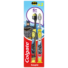 COLGATE - Brosse à Dents Enfants Oral Care Kids 6+ - Pour les Enfants Âgés de 6 Ans et Plus - Lot de 2 - Modèles de brosse et co