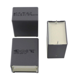 Condensateur à film radial MKP 4,7 µF 275 VAC - Arcotronics