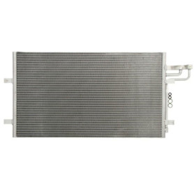 Condenseur de Climatisation Valeo 818046 pour Ford C-MAX et Focus