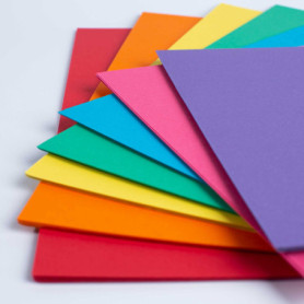 Lot de 50 Feuilles Cartonnées A4 160 g/m² - Couleurs Arc-en-Ciel