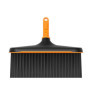 Balai Polyvalent Fiskars OneClick - Nettoyage Efficace en Un Clic