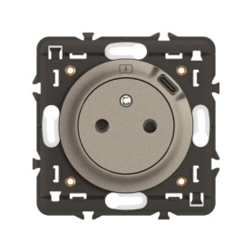 Prise Électrique Murale Céliane avec Chargeur USB Intégré - Legrand Titanium