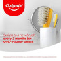 COLGATE - Brosse à Dents Extra Clean Medium - Favorise une Bonne Santé Bucco-Dentaire - Nettoie en Profondeur - Atteint les dent