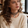 Inateannal Collier Ras Du Cou En Daim Noir Collier En Velours Lune Collier Ras Du Cou En Velours Colliers En Perles Croissant De