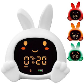 ZAZU Sarah Réveil Éducatif Enfant Rechargeable – Veilleuse LED 5 Couleurs, Machine à Sons, Horloge Jour/Nuit, Réveil Pédagogique